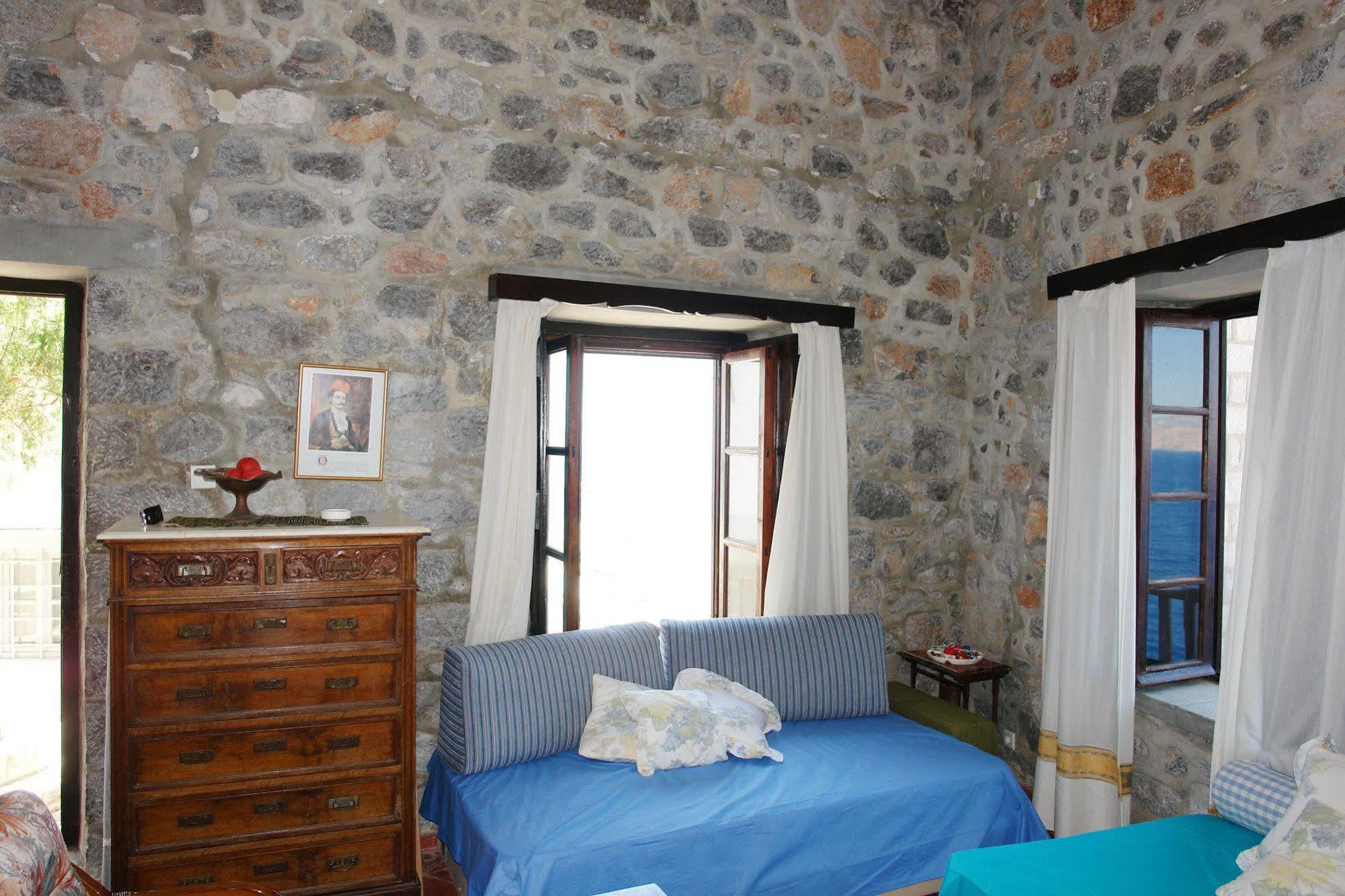 הידרה Villa Castello מראה חיצוני תמונה